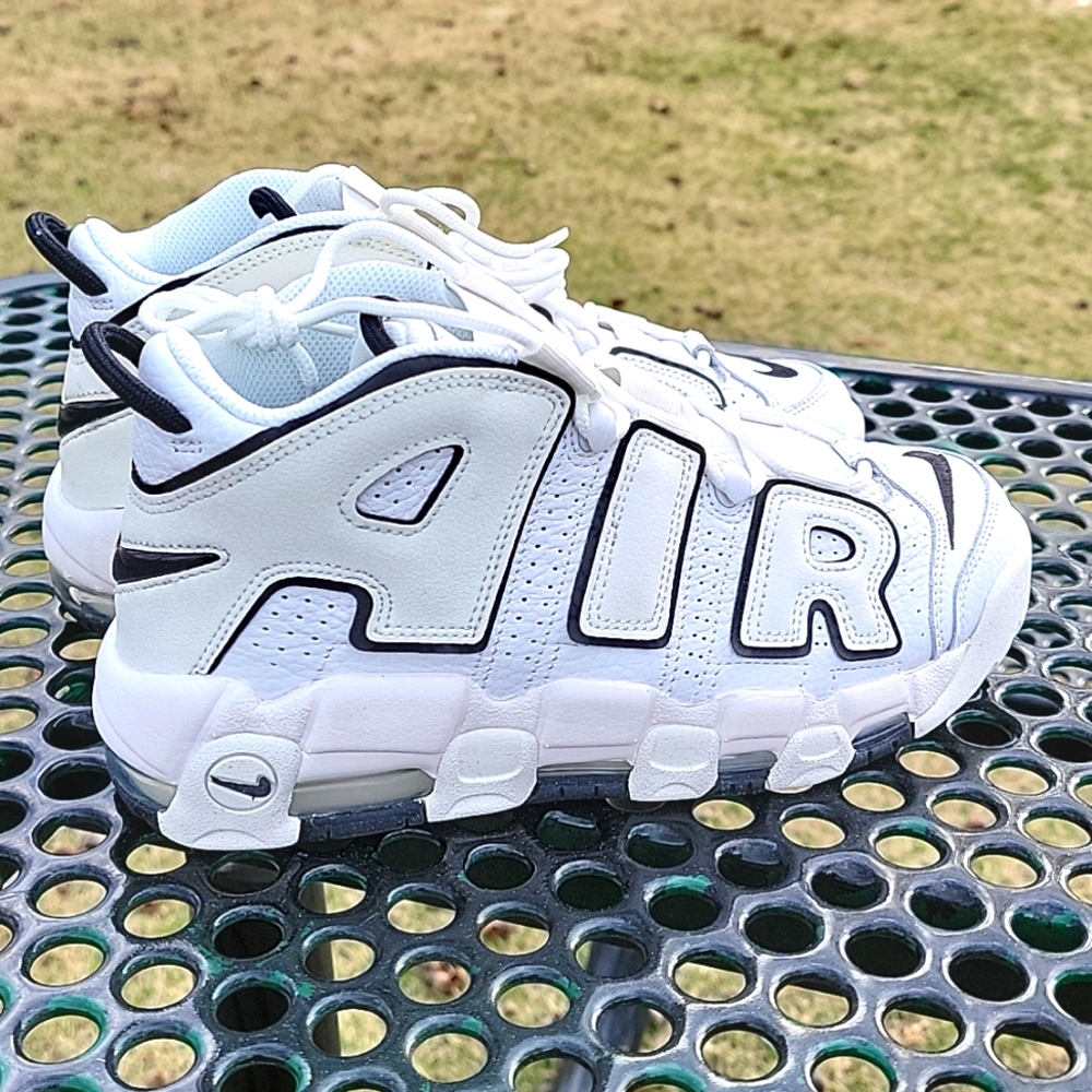 Nike Uptempo
